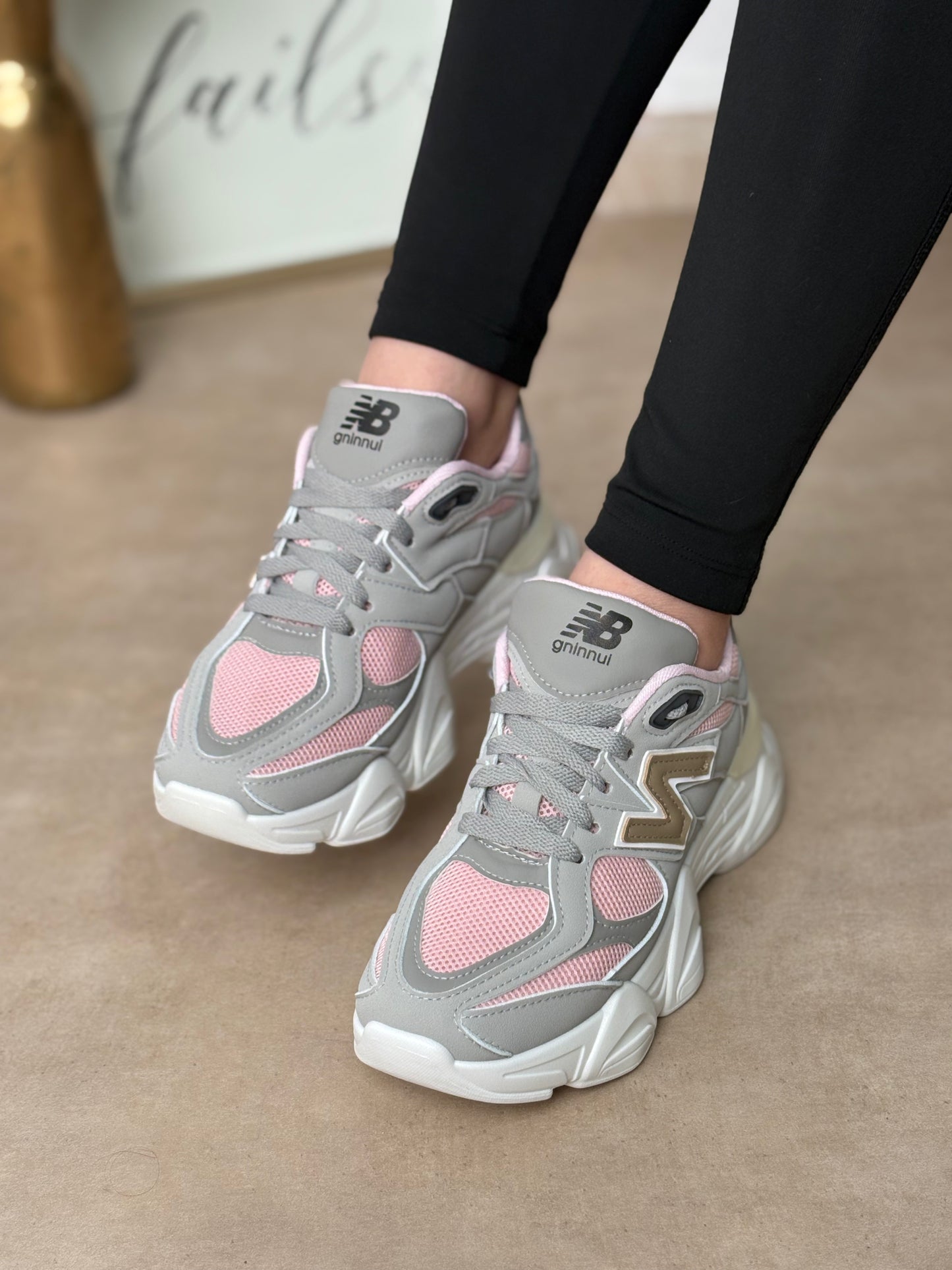 NEW BALANCE 2026