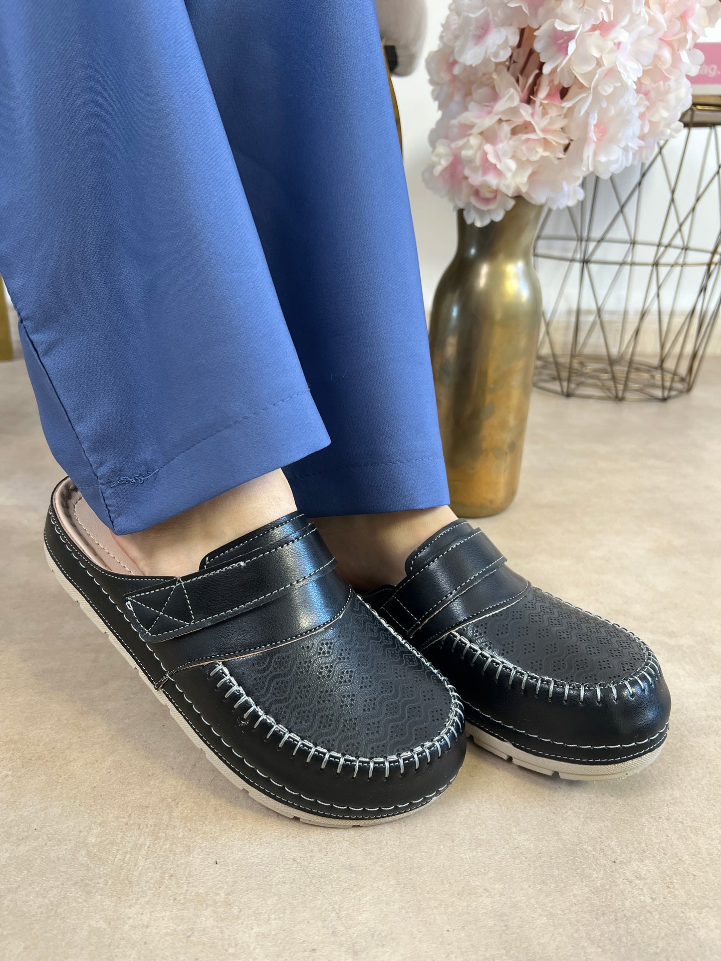 ودّعي ألم الرجلين وعيشي الراحة من أول خطوة