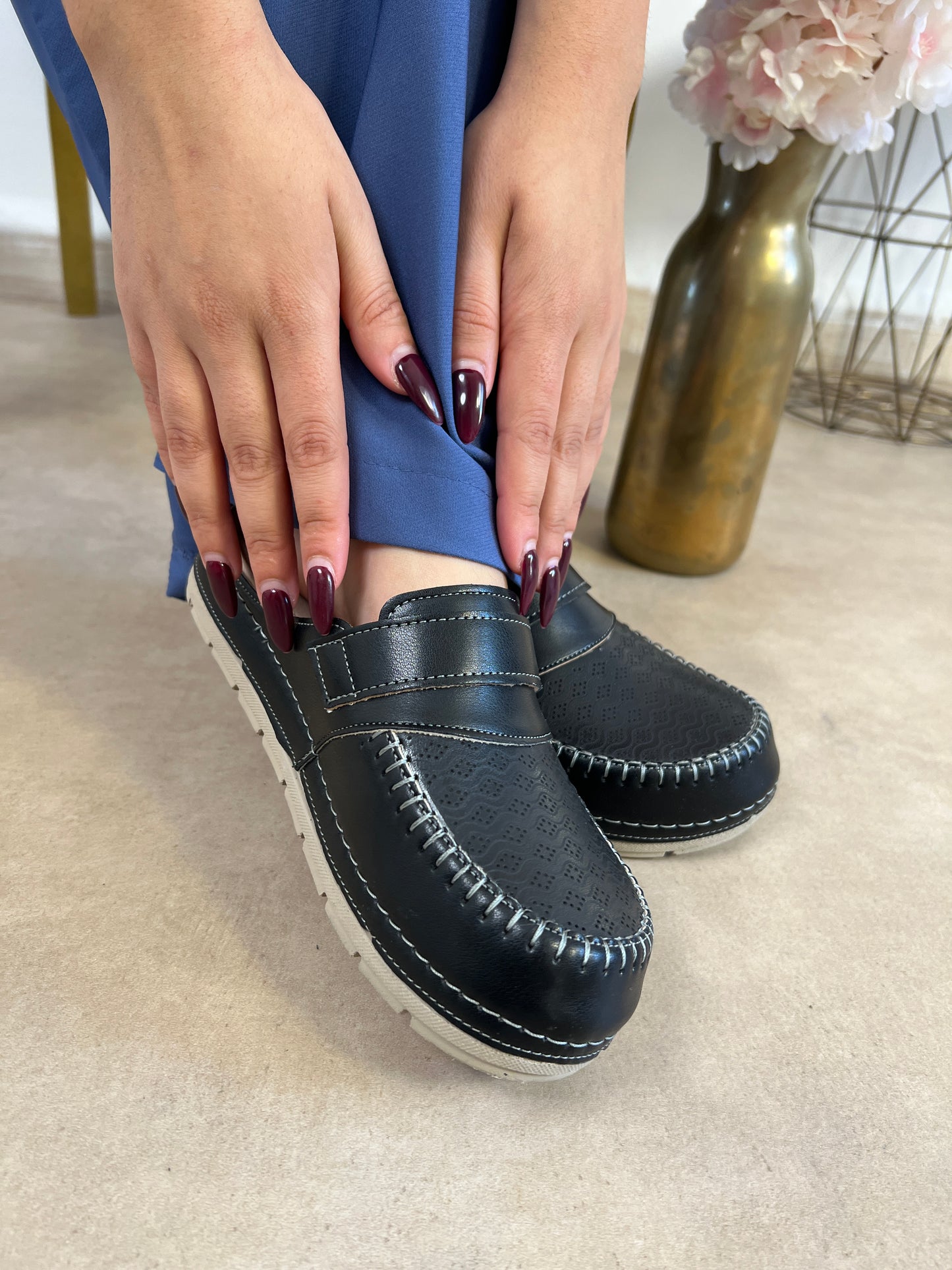 ودّعي ألم الرجلين وعيشي الراحة من أول خطوة