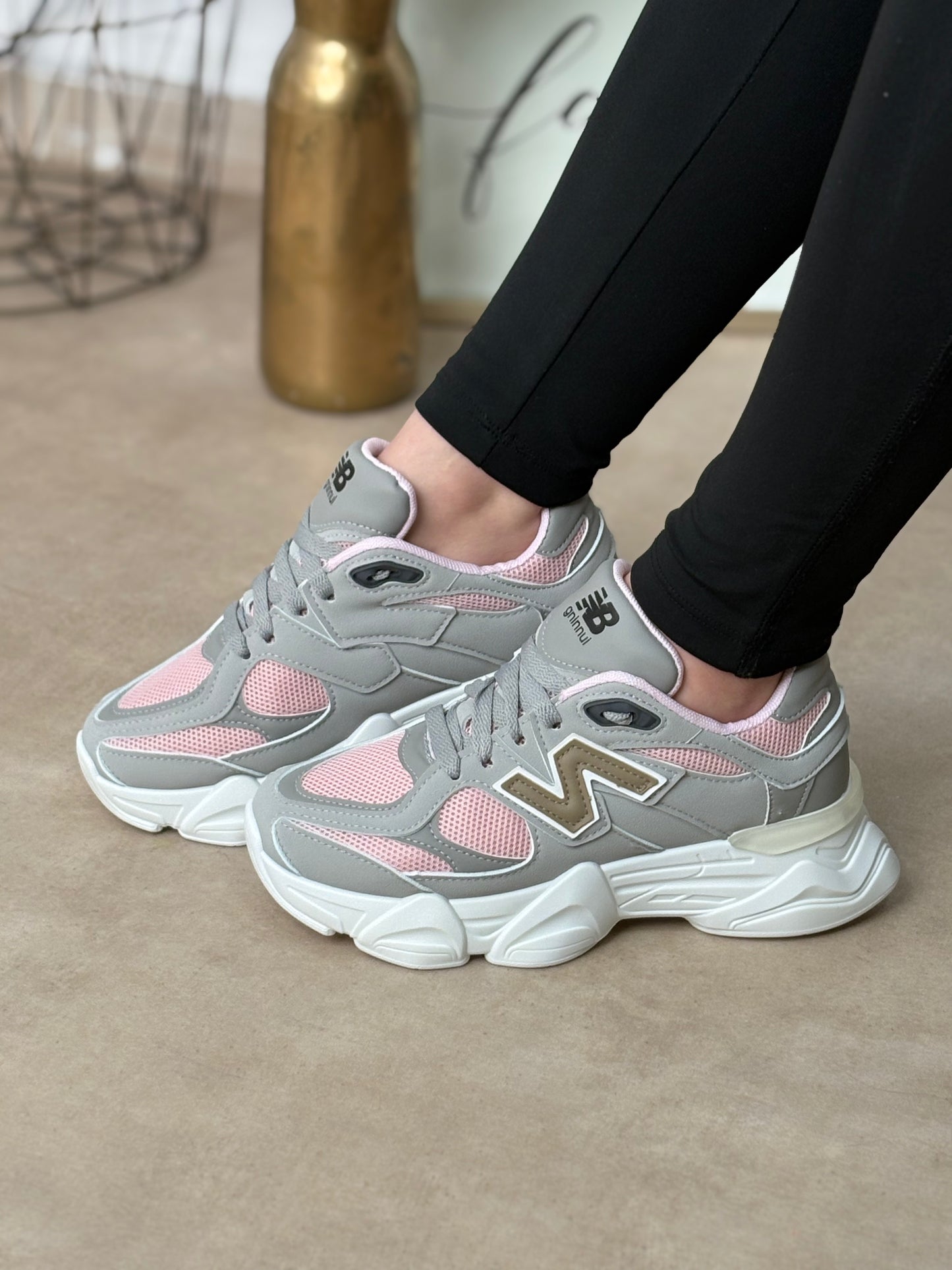 NEW BALANCE 2026