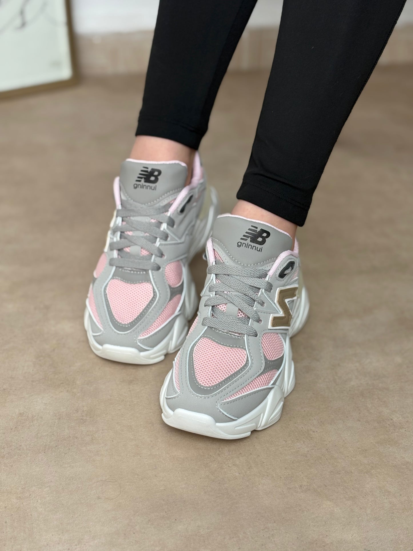 NEW BALANCE 2026