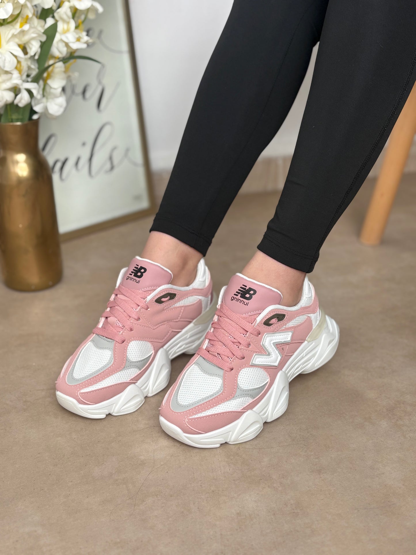 NEW BALANCE 2026